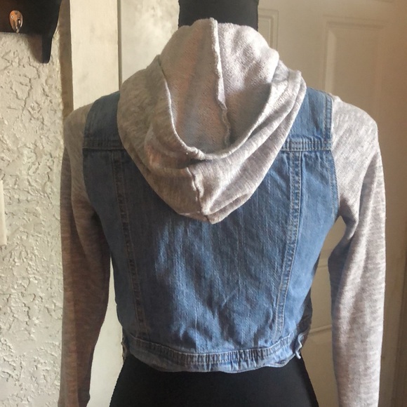 Cherokee jean jacket - Picture 2 of 4